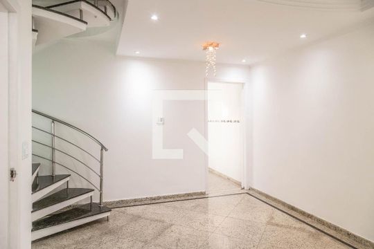 Sala 1 de casa para alugar com 4 quartos, 400m² em Vila Ré, São Paulo