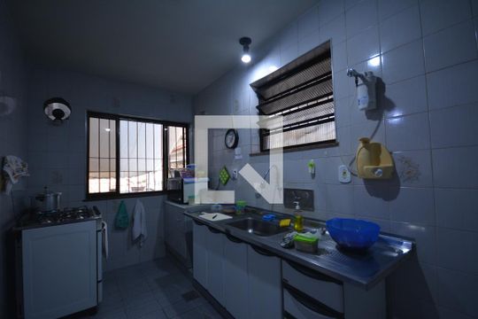 Cozinha de casa à venda com 6 quartos, 650m² em Vila da Penha, Rio de Janeiro