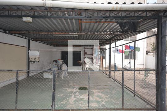 Quintal de casa à venda com 6 quartos, 650m² em Vila da Penha, Rio de Janeiro