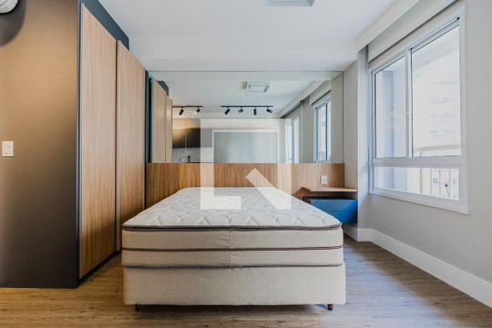 Kitnet/Studio para alugar com 1 quarto, 25m² em Pinheiros, São Paulo