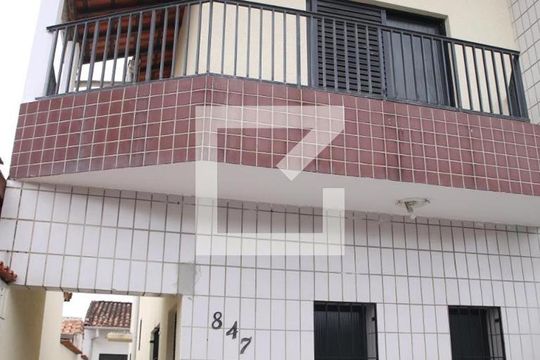 Fachada de casa para alugar com 2 quartos, 116m² em Guilhermina, Praia Grande