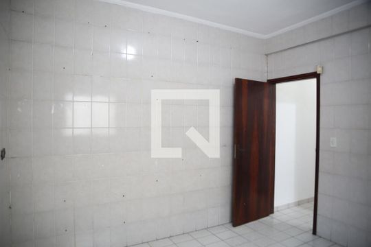 Cozinha de casa para alugar com 2 quartos, 116m² em Guilhermina, Praia Grande
