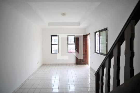 Sala de casa para alugar com 2 quartos, 116m² em Guilhermina, Praia Grande