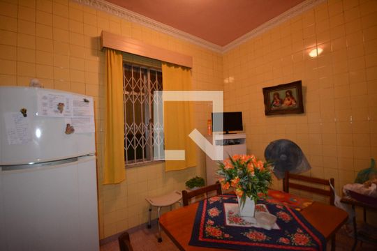 Cozinha de apartamento à venda com 4 quartos, 200m² em Brás de Pina, Rio de Janeiro