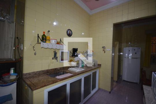 Cozinha de apartamento à venda com 4 quartos, 200m² em Brás de Pina, Rio de Janeiro