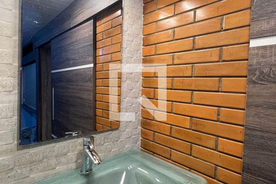 Banheiro do Quarto 2 de apartamento à venda com 2 quartos, 89m² em Centro Histórico, Porto Alegre