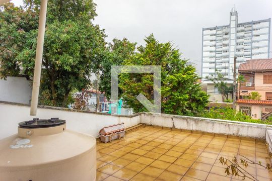 Sacada de casa para alugar com 5 quartos, 450m² em Penha de França, São Paulo
