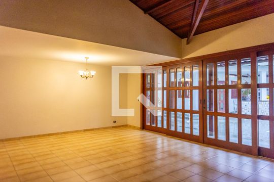 Sala de Estar e Jantar de casa para alugar com 5 quartos, 450m² em Penha de França, São Paulo