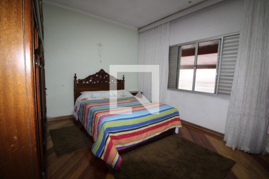 Quarto 1 de casa para alugar com 3 quartos, 130m² em Vila Antonieta, São Paulo