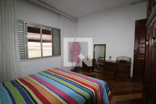 Quarto 1 de casa para alugar com 3 quartos, 130m² em Vila Antonieta, São Paulo