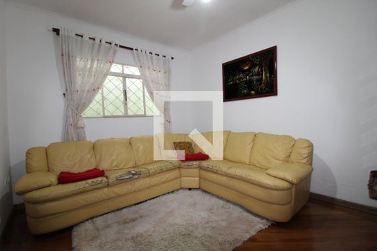 Sala de casa para alugar com 3 quartos, 130m² em Vila Antonieta, São Paulo