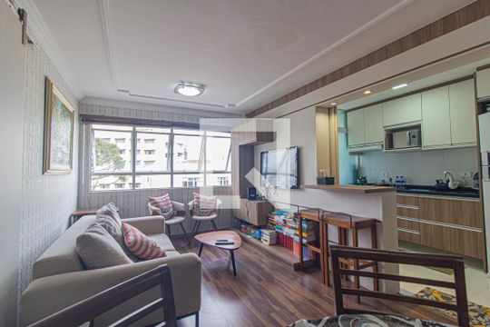 Sala de apartamento para alugar com 2 quartos, 80m² em Mercês, Curitiba