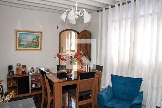 Sala de apartamento para alugar com 3 quartos, 85m² em Jardim Riacho das Pedras, Contagem