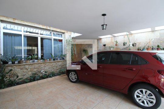 Garagem de casa à venda com 3 quartos, 190m² em Chácara Santo Antônio (zona Sul), São Paulo