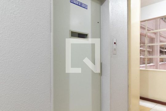 Elevador de kitnet/studio à venda com 1 quarto, 26m² em Cidade Baixa, Porto Alegre