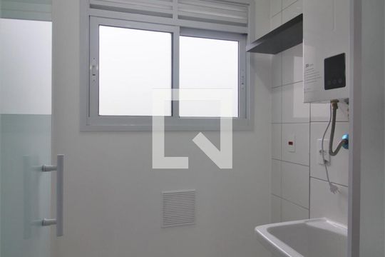 Área de Serviço de apartamento para alugar com 2 quartos, 50m² em Vila Andrade, São Paulo
