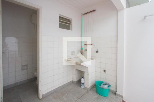Área de Serviço de casa à venda com 3 quartos, 245m² em Vila Sao Francisco (zona Sul), São Paulo