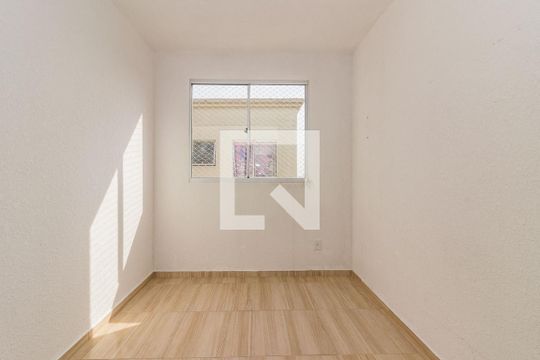 Dormitório de apartamento à venda com 2 quartos, 40m² em Cavalhada, Porto Alegre