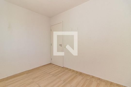 Dormitório 2 de apartamento à venda com 2 quartos, 40m² em Cavalhada, Porto Alegre