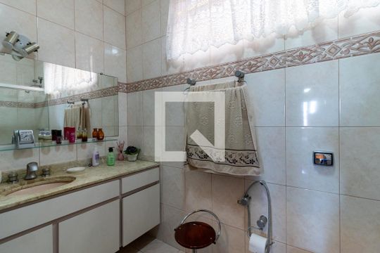 Banheiro da Suíte de casa à venda com 3 quartos, 400m² em Jardim do Colégio (zona Norte), São Paulo
