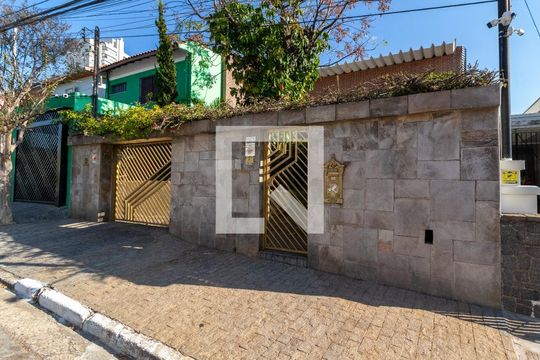 Fachada de casa à venda com 3 quartos, 400m² em Jardim do Colégio (zona Norte), São Paulo