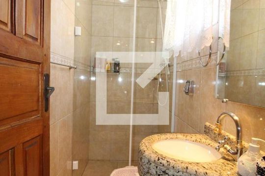 Banheiro 1 de casa à venda com 3 quartos, 270m² em Vila Primavera, São Paulo
