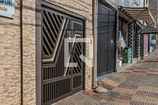 Fachada  de casa à venda com 3 quartos, 270m² em Cerâmica, São Caetano do Sul