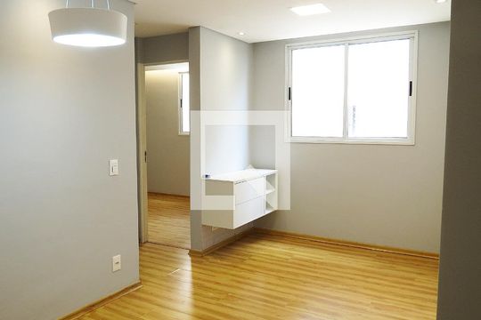 Apartamento para alugar com 2 quartos, 44m² em Jardim Íris, São Paulo