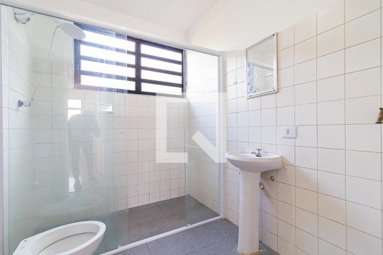 Banheiro de apartamento para alugar com 2 quartos, 78m² em Bela Vista, São Paulo