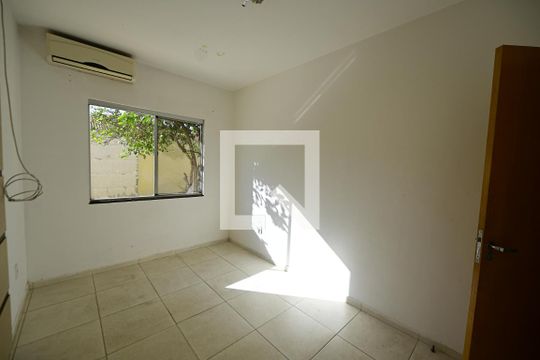Quarto 1 de casa para alugar com 3 quartos, 182m² em Cidade Satélite São Luiz, Aparecida de Goiânia