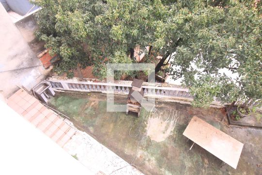 Vista  de casa à venda com 4 quartos, 250m² em Parque Peruche, São Paulo