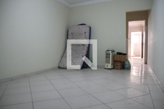 Sala de casa à venda com 3 quartos, 270m² em Jardim São Sebastião, São Paulo