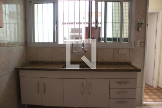 Cozinha de casa à venda com 3 quartos, 270m² em Jardim São Sebastião, São Paulo