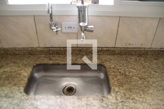 Cozinha de casa à venda com 3 quartos, 270m² em Jardim São Sebastião, São Paulo