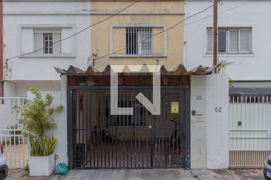 Fachada de casa para alugar com 2 quartos, 100m² em Cidade Monções, São Paulo
