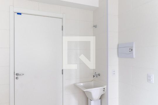 Lavanderia  de apartamento à venda com 2 quartos, 37m² em Parque Fongaro, São Paulo