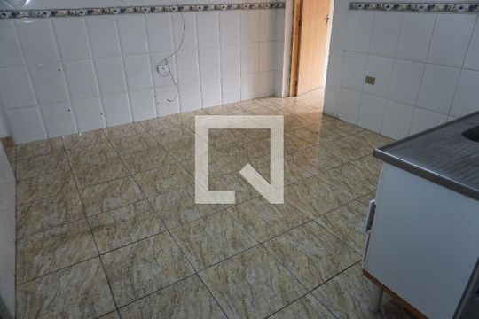 Cozinha de casa para alugar com 3 quartos, 120m² em Jardim Vista Alegre, Embu das Artes