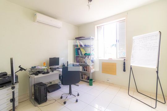 Quarto 3 de casa à venda com 5 quartos, 450m² em Méier, Rio de Janeiro