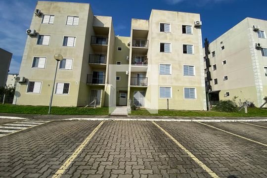 Garagem de apartamento para alugar com 2 quartos, 48m² em Duque de Caxias, São Leopoldo