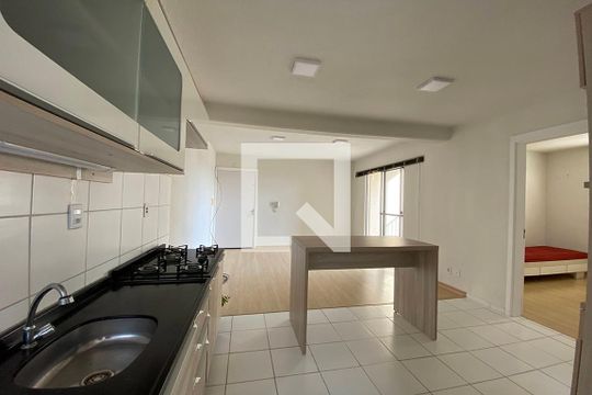 Cozinha de apartamento para alugar com 2 quartos, 48m² em Duque de Caxias, São Leopoldo