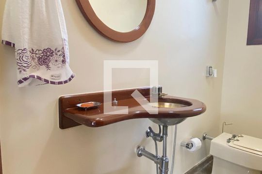 Lavabo de casa de condomínio à venda com 4 quartos, 500m² em Alphaville Residencial Dois, Barueri