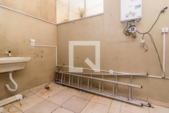 Área de Serviço de casa de condomínio à venda com 2 quartos, 83m² em Ipanema, Porto Alegre