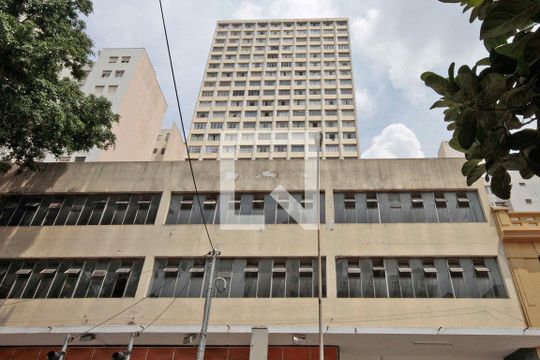 Fachada de apartamento para alugar com 2 quartos, 45m² em Vila Buarque, São Paulo