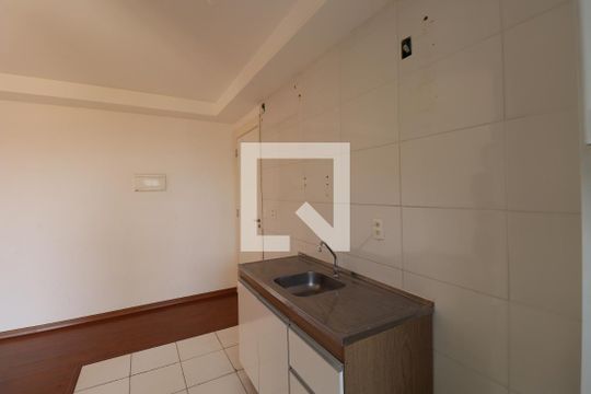 Cozinha e Área de Serviço de apartamento à venda com 3 quartos, 59m² em Jardim Gracinda, Guarulhos
