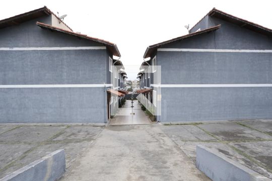 Garagem de casa de condomínio para alugar com 2 quartos, 116m² em Cangaiba, São Paulo