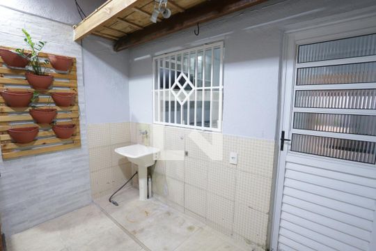 Área de Serviço de casa de condomínio para alugar com 2 quartos, 116m² em Cangaiba, São Paulo