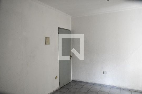 Sala/Quarto de apartamento para alugar com 1 quarto, 35m² em Jardim Santa Tereza, Embu das Artes
