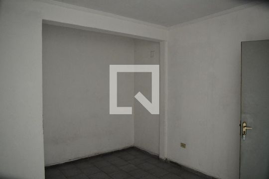 Sala/Quarto de apartamento para alugar com 1 quarto, 35m² em Jardim Santa Tereza, Embu das Artes