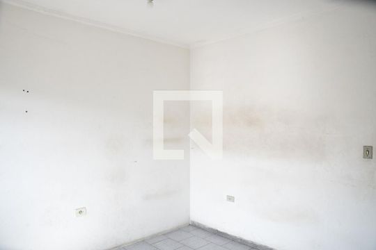 Sala/Quarto de apartamento para alugar com 1 quarto, 40m² em Jardim Santa Tereza, Embu das Artes