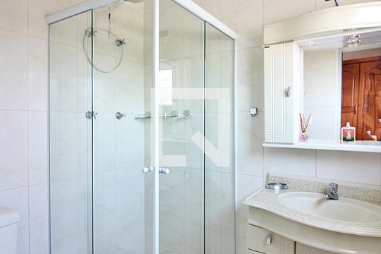 Banheiro do Quarto 1 - Suíte de casa à venda com 4 quartos, 413m² em Demarchi, São Bernardo do Campo